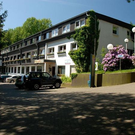 Hotel Eifeltor Мехерніх Екстер'єр фото