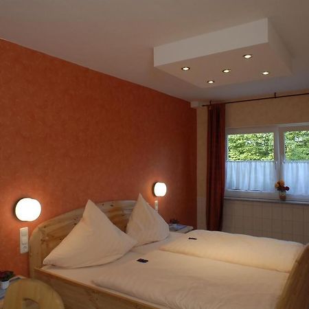 Hotel Eifeltor Мехерніх Екстер'єр фото